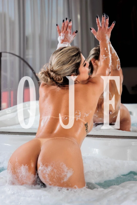 Namoradinha, Massagem erótica: Escorts em Penafiel