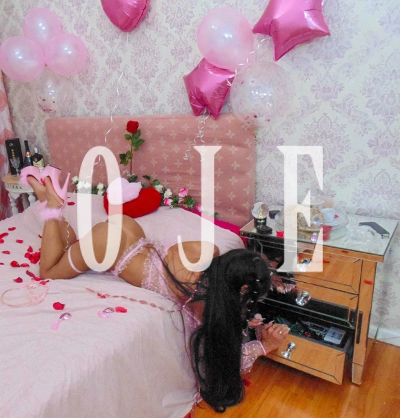 Travestis, Namoradinha, Massagem erótica, Despedida de solteiro