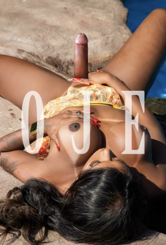 Fetichismo, Massagem erótica, Namoradinha, Despedida de solteiro, Sexcam, Atenção à casais, Stripers: travesti em Oeiras