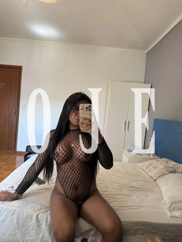 Fetichismo, Namoradinha, Despedida de solteiro, Sexcam: travesti em Évora