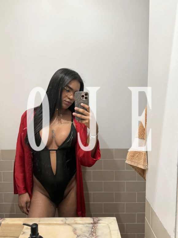 Fetichismo, Namoradinha, Despedida de solteiro, Sexcam: travesti em Évora