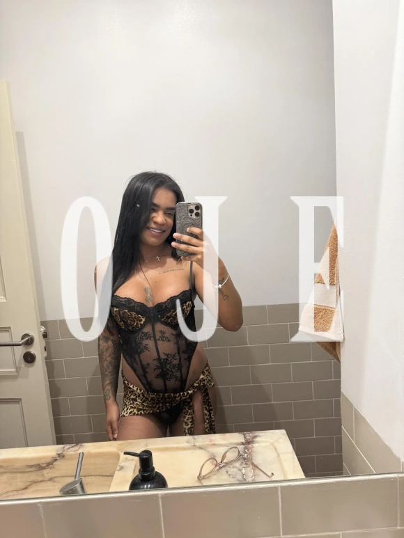 Fetichismo, Namoradinha, Despedida de solteiro, Sexcam: travesti em Évora