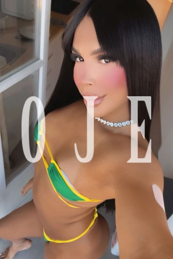 Iza safadinha ,  Iza safadinha , tenho 24 anos e sou bra