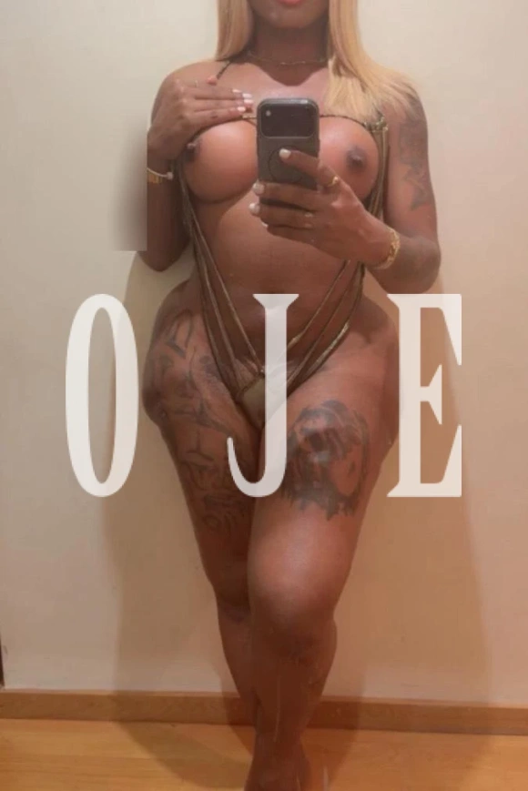 Fetichismo, Atenção à casais, Namoradinha, Massagem erótica, BDSM, Despedida de solteiro, Sexcam, Stripers: travesti em Cascais