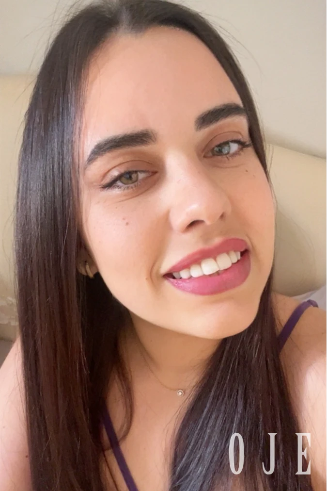 stories-slider-content