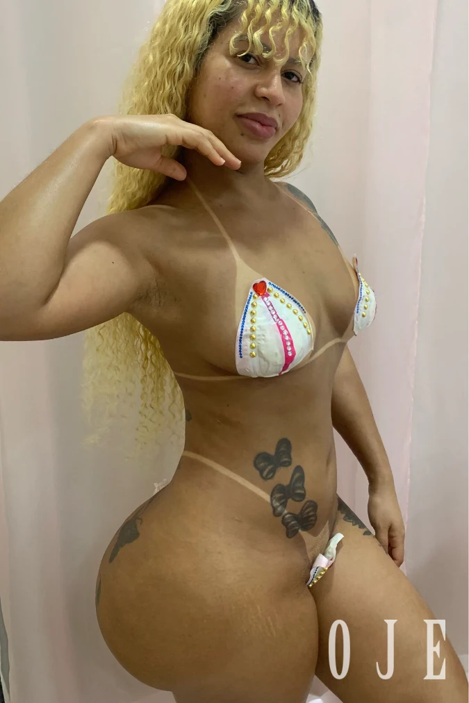 stories-slider-content