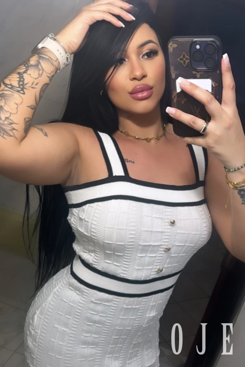 stories-slider-content