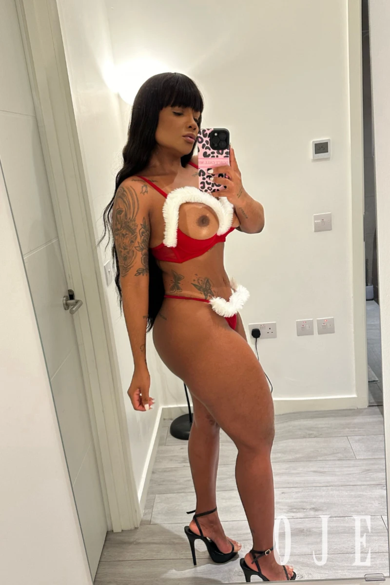 stories-slider-content