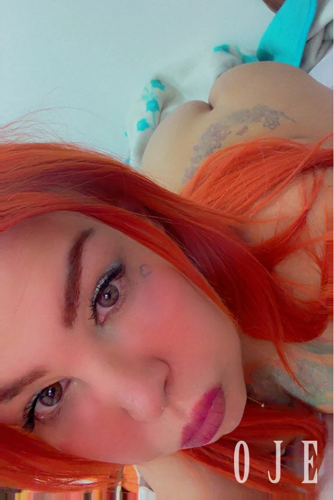 stories-slider-content