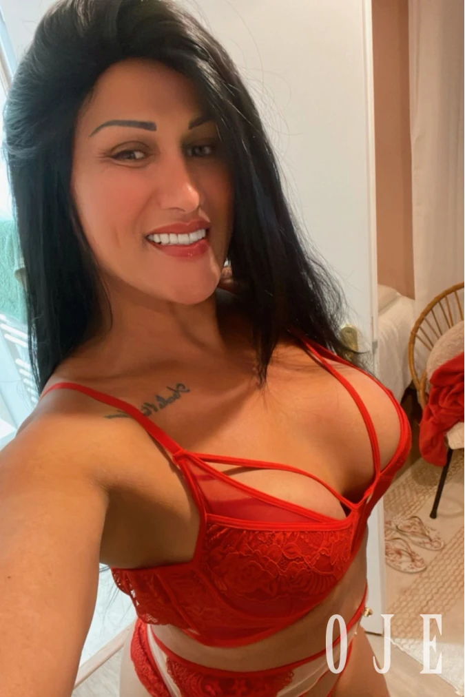 stories-slider-content