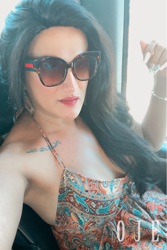 stories-slider-content