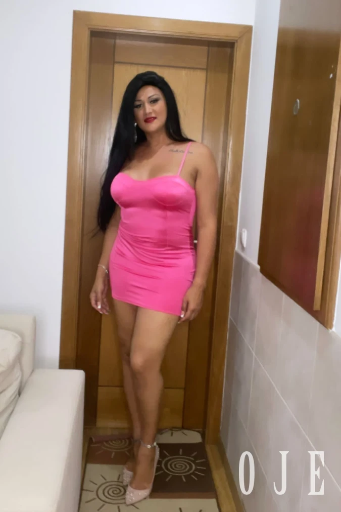 stories-slider-content