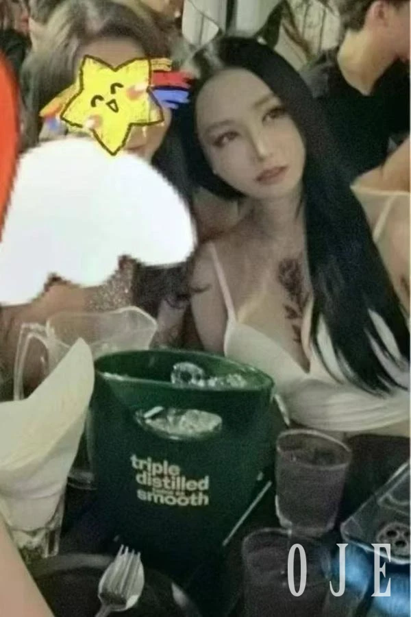 stories-slider-content