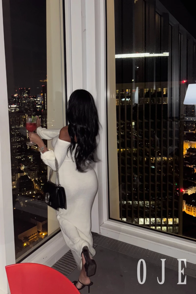 stories-slider-content