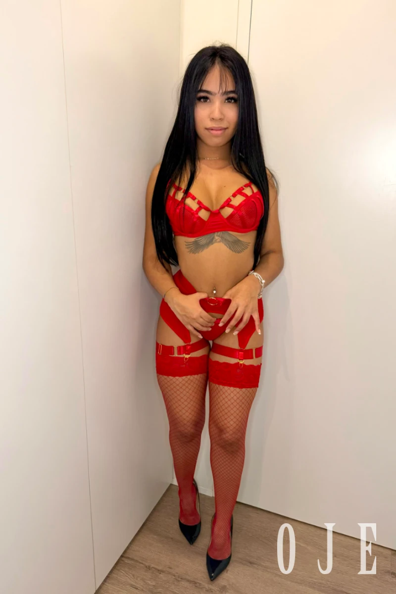 stories-slider-content