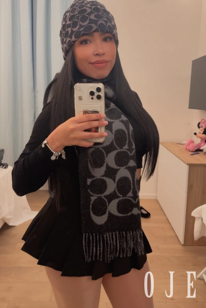 stories-slider-content