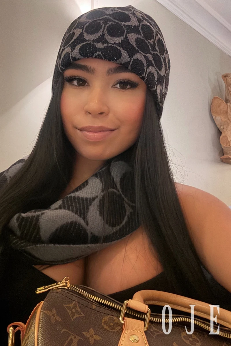 stories-slider-content