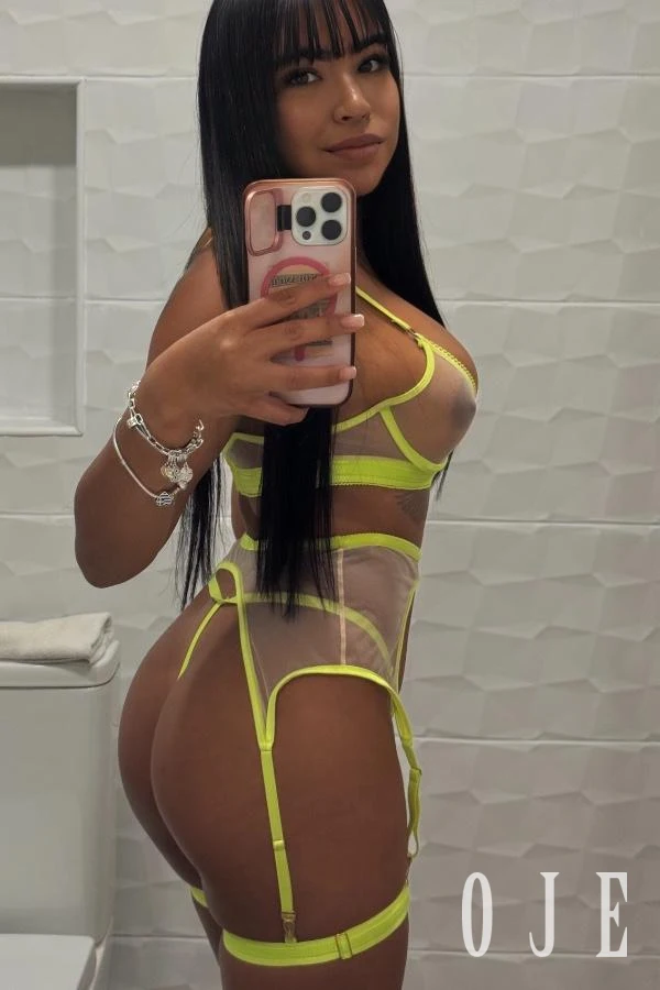 stories-slider-content