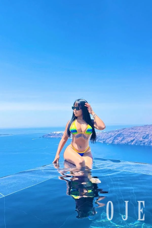 stories-slider-content