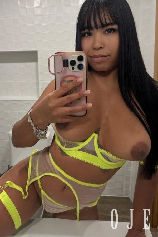 stories-slider-content