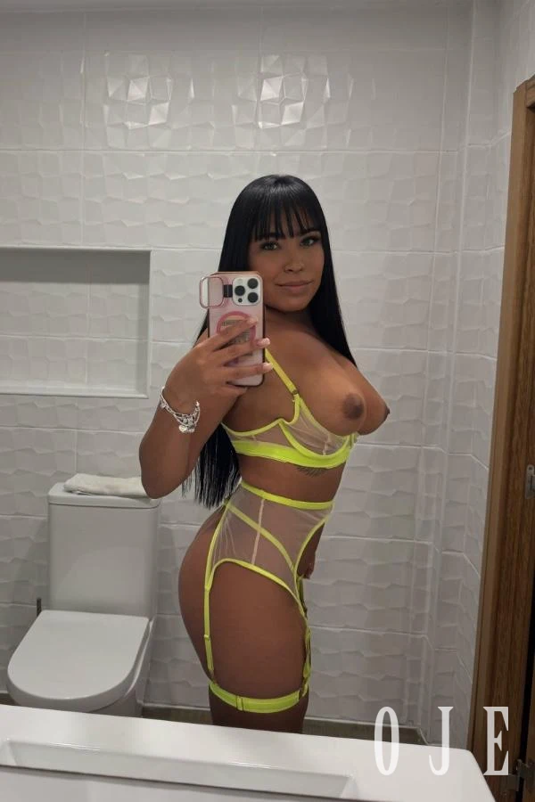 stories-slider-content