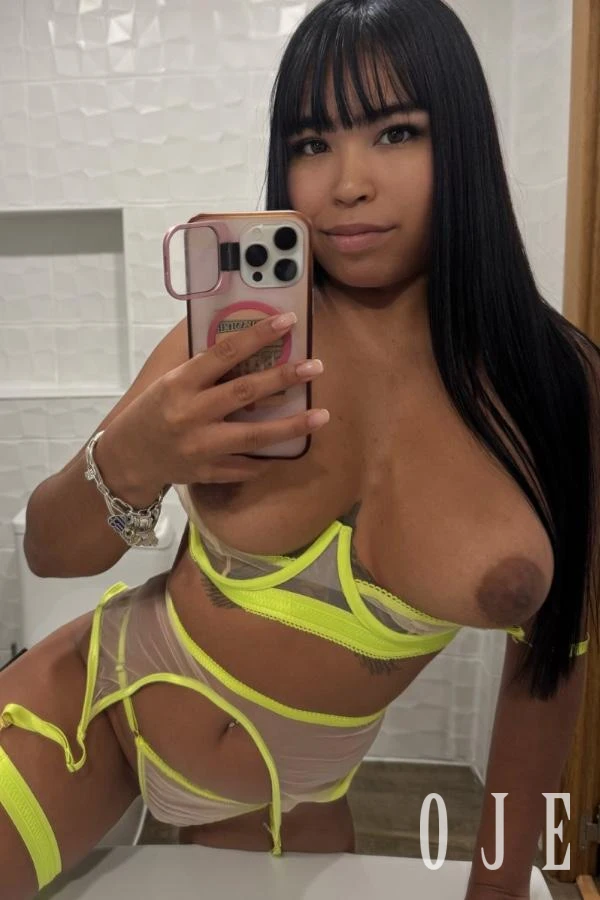 stories-slider-content