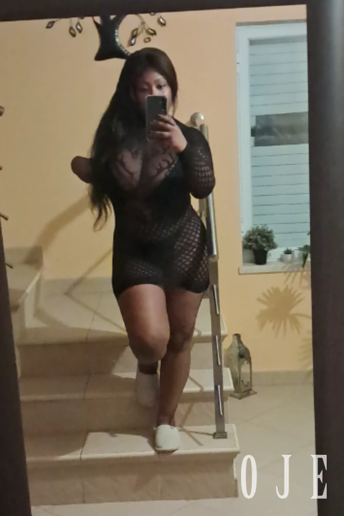 stories-slider-content