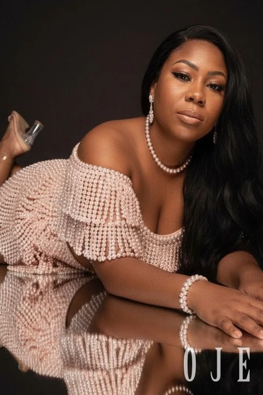 stories-slider-content