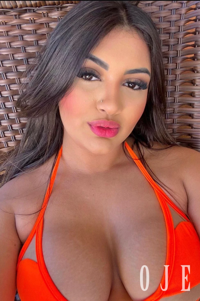 stories-slider-content