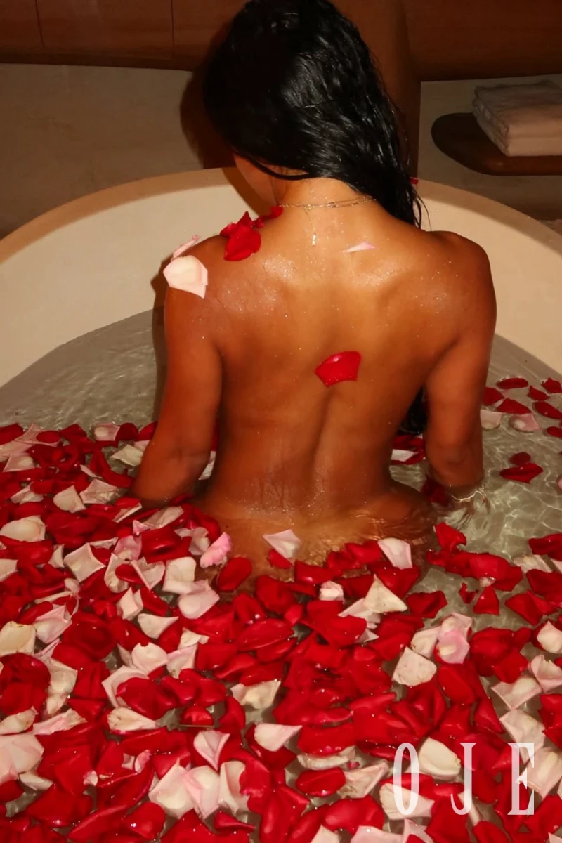 stories-slider-content