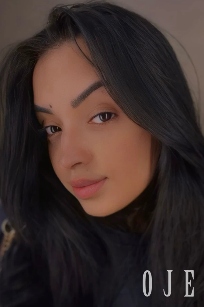 stories-slider-content