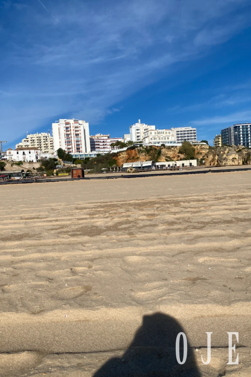 stories-slider-content