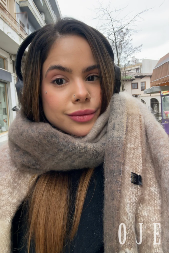 stories-slider-content