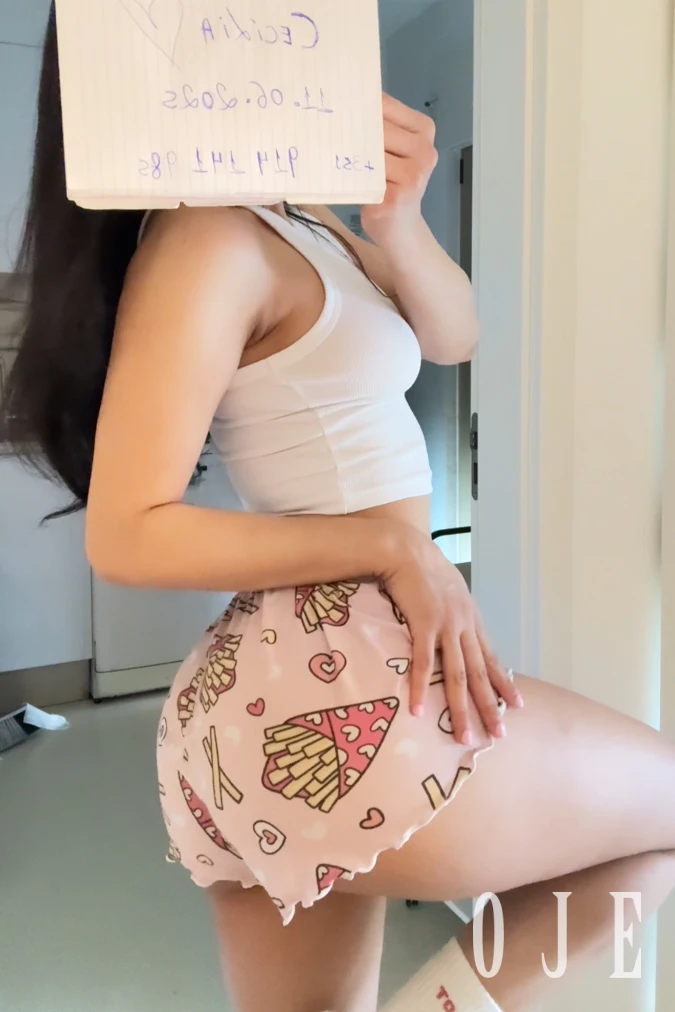 stories-slider-content