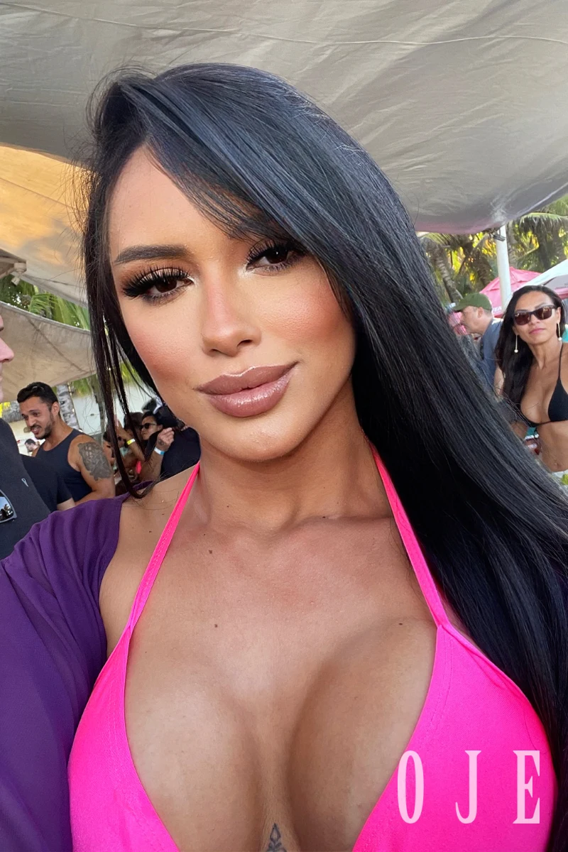 stories-slider-content