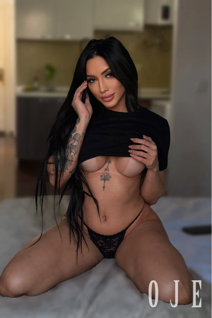 stories-slider-content