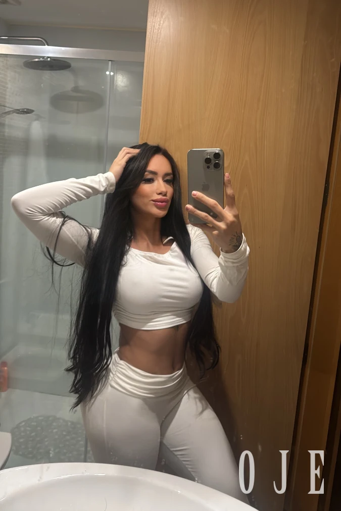 stories-slider-content