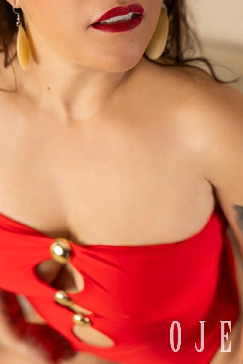 stories-slider-content