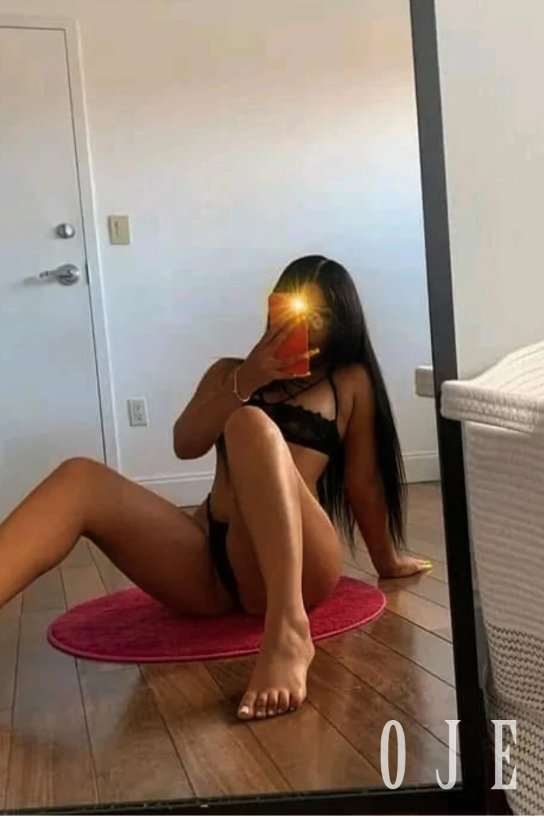 stories-slider-content