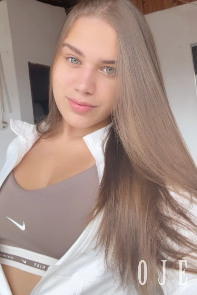 stories-slider-content