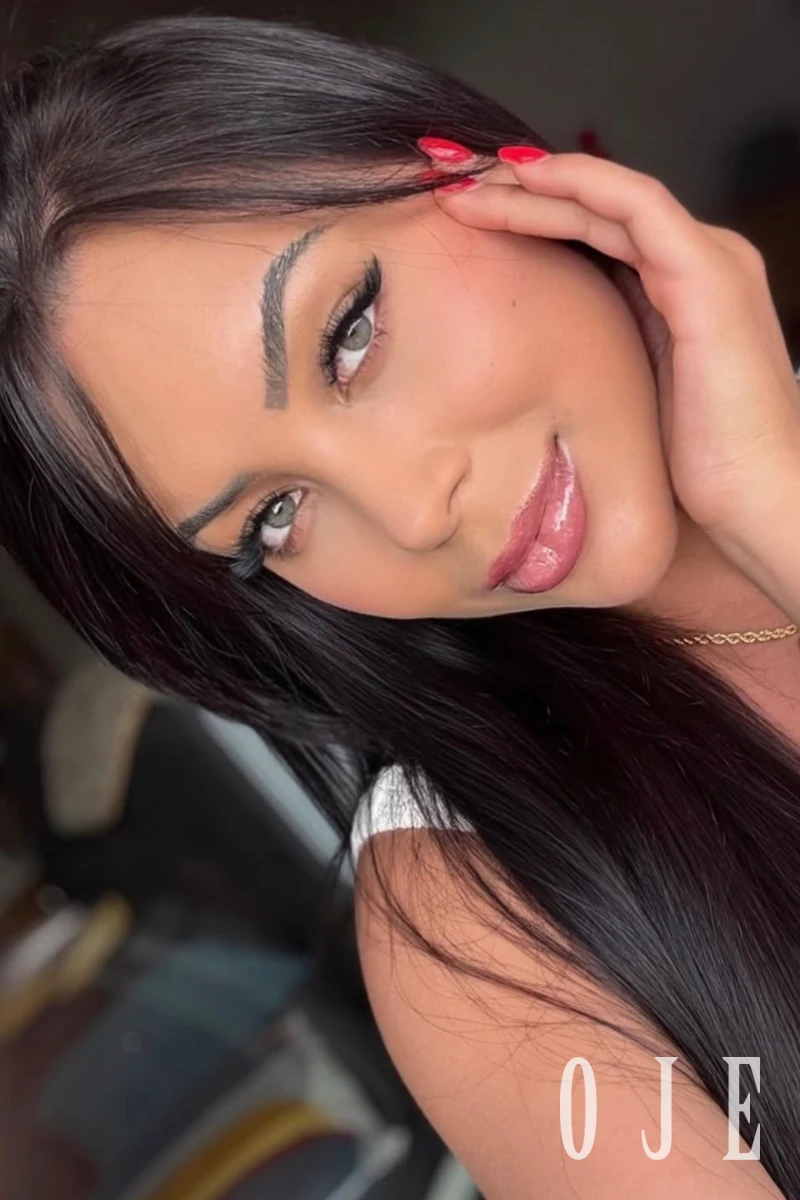 stories-slider-content