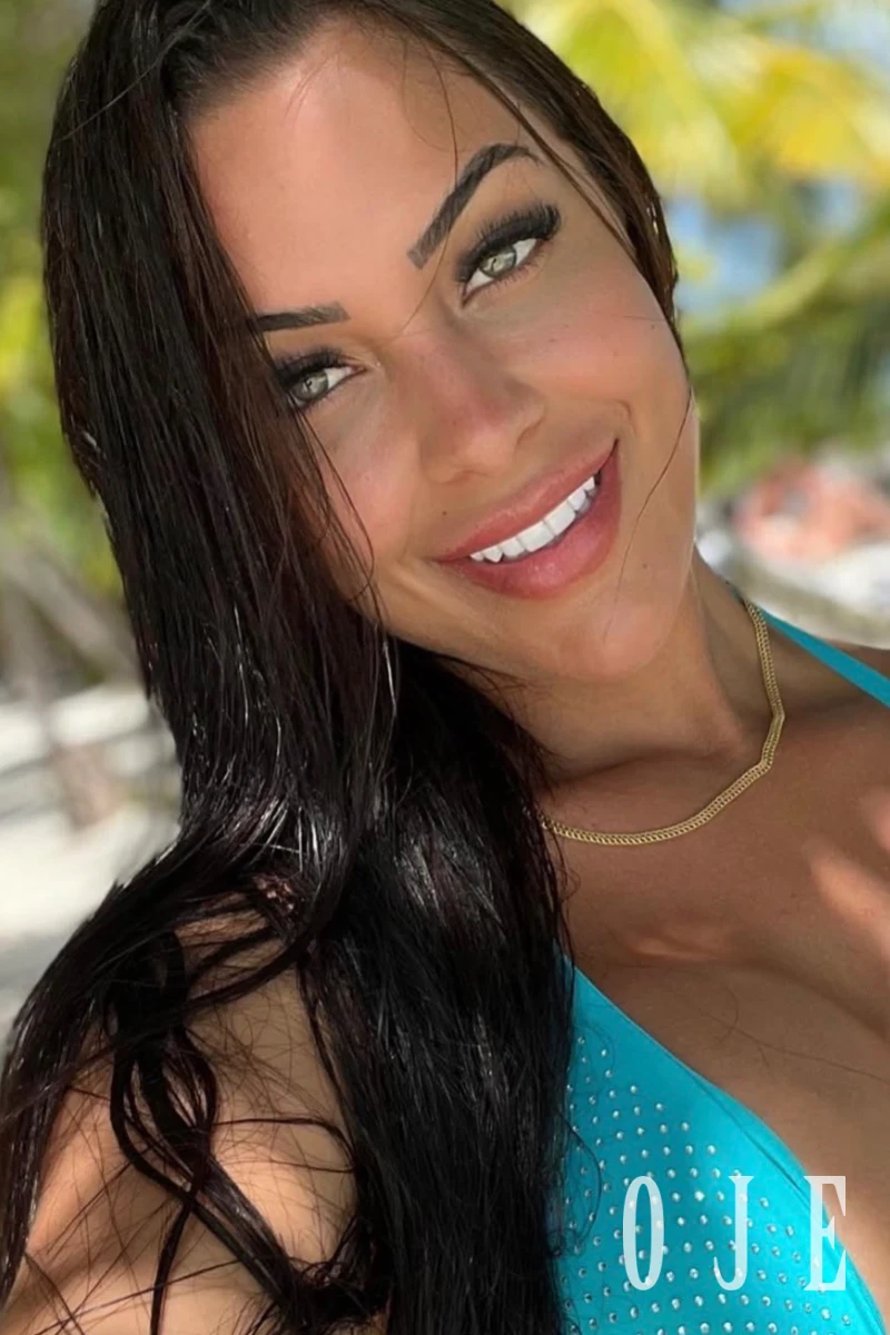 stories-slider-content