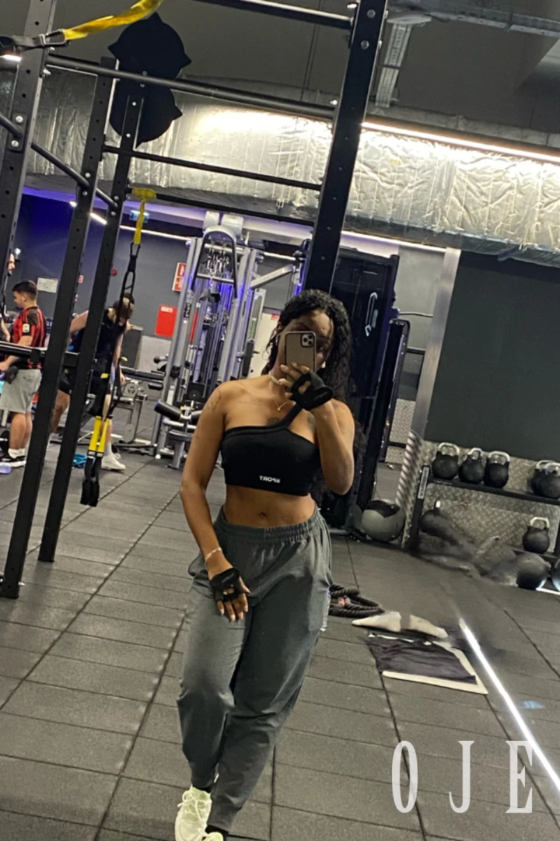 stories-slider-content