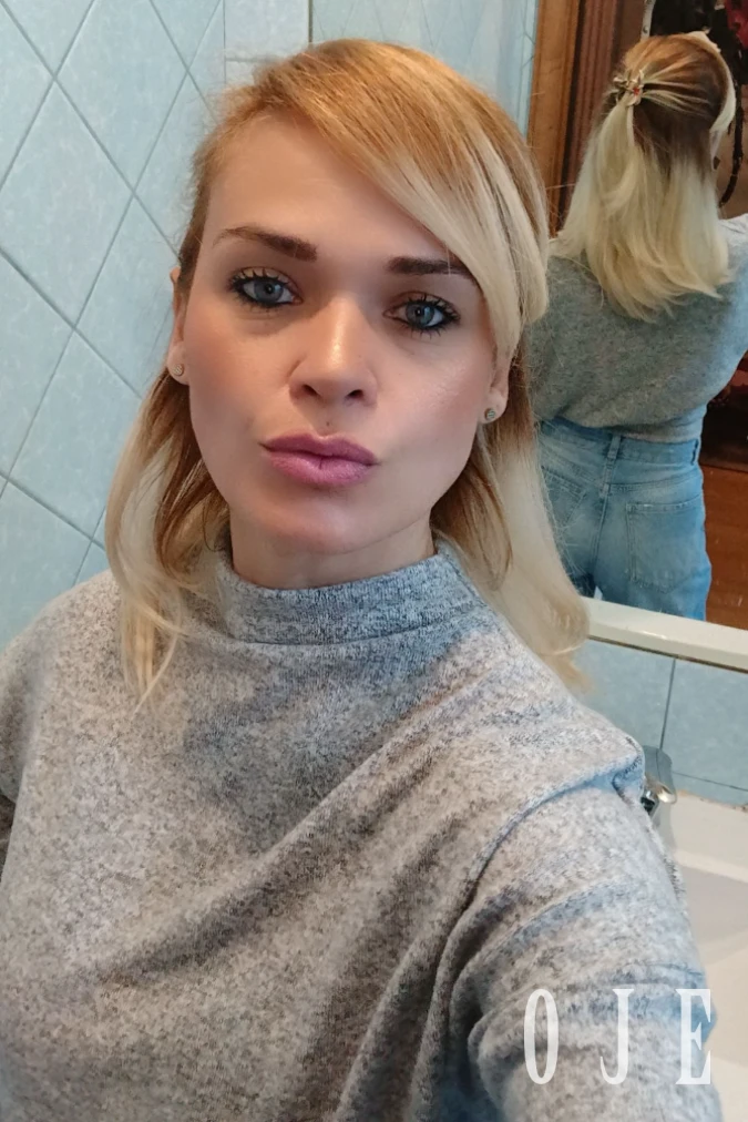 stories-slider-content