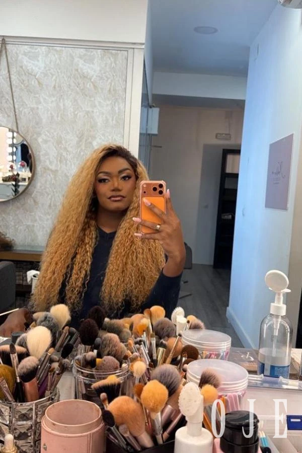 stories-slider-content