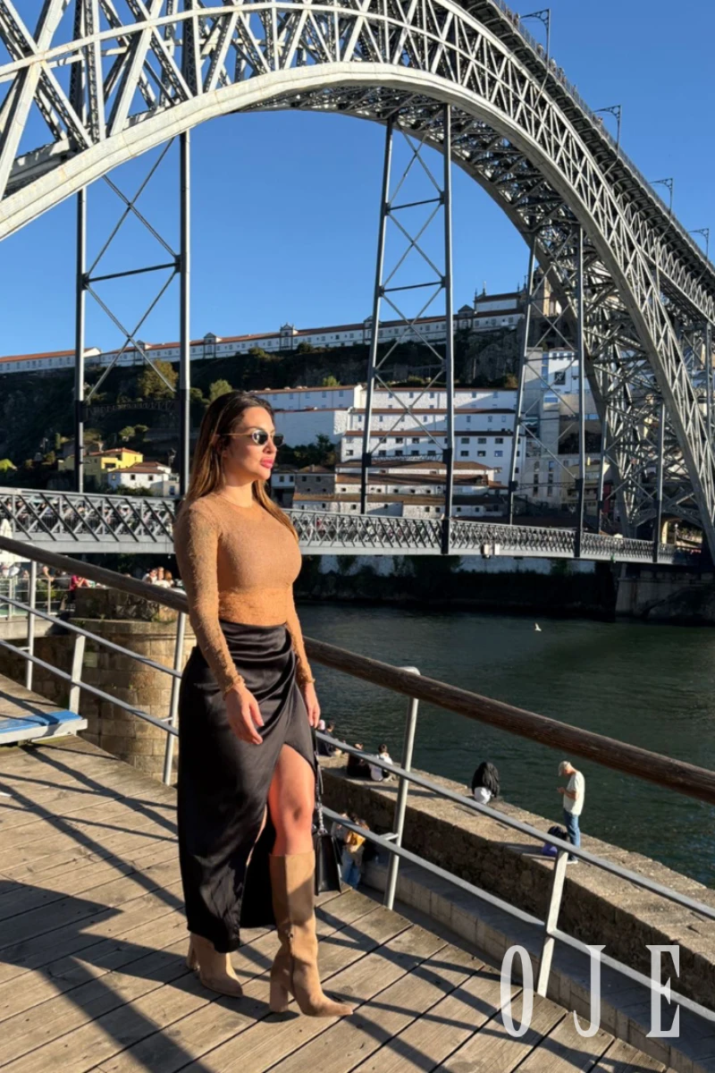 stories-slider-content