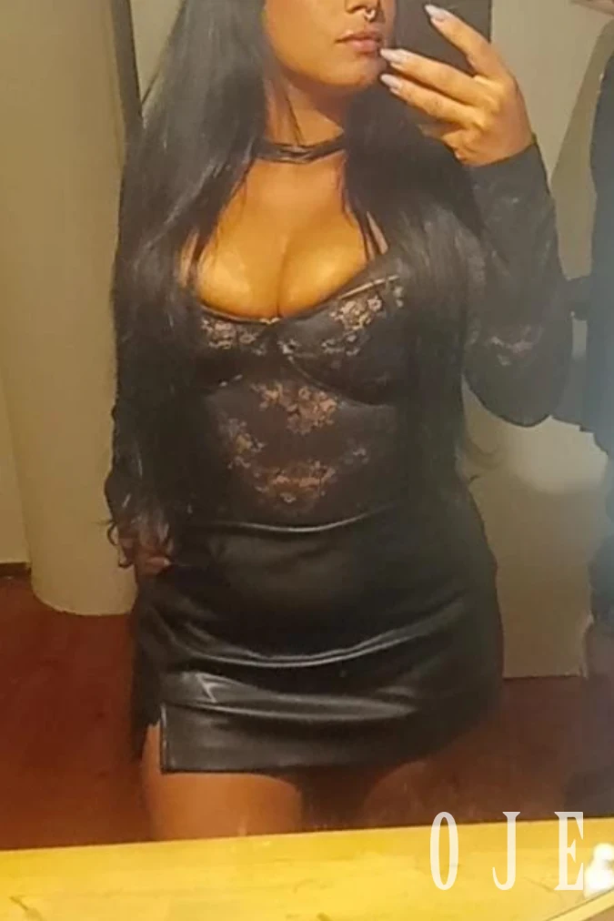 stories-slider-content