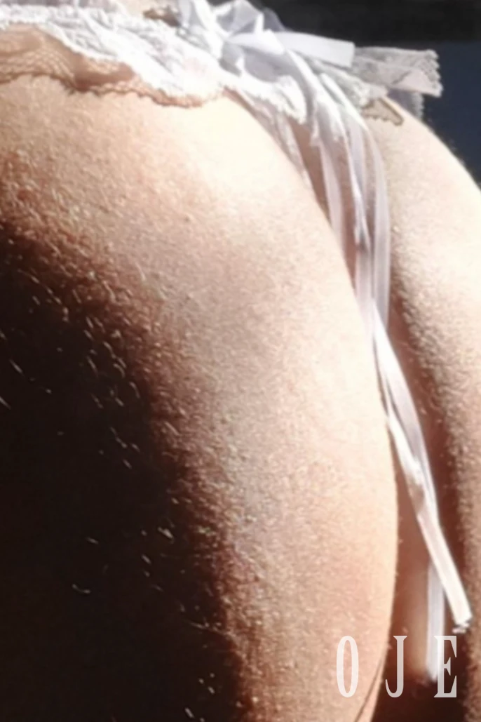 stories-slider-content