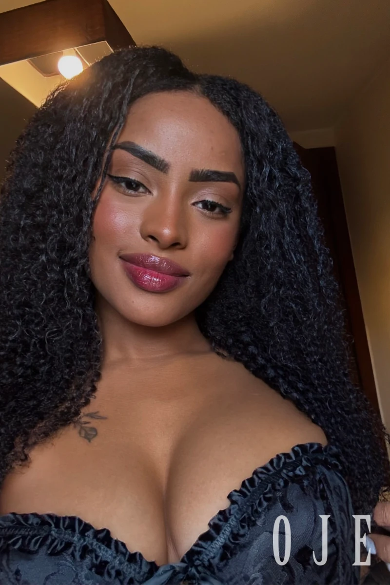 stories-slider-content