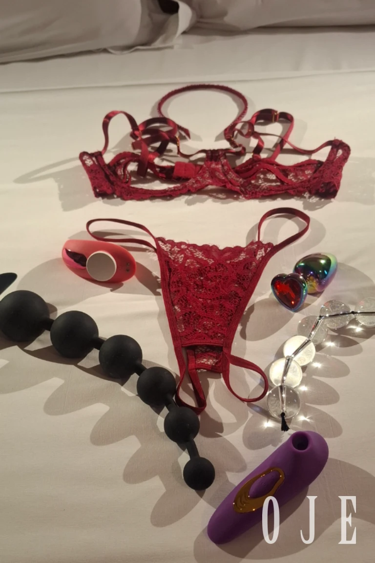 stories-slider-content